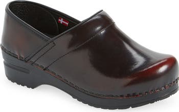 Sanita wide hot sale professional clogs