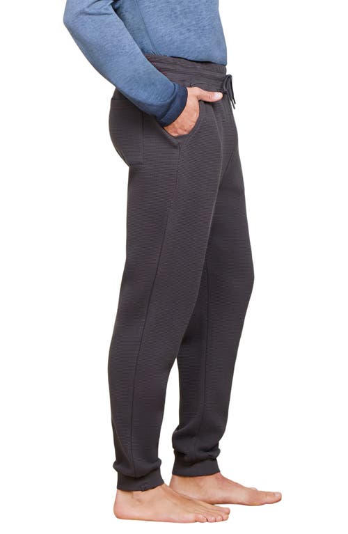 Shop Barefoot Dreams Malibu Collection® Waffle Joggers In Carbon