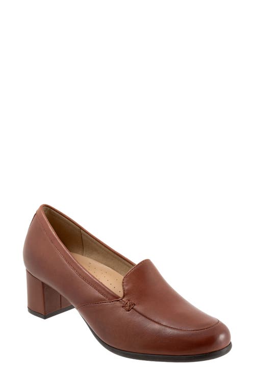 Shop Trotters Cassidy Loafer Pump In Luggage