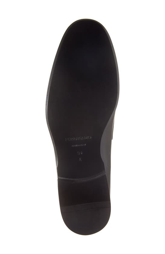 Ferragamo Florio Loafer In Nero New Biscotto