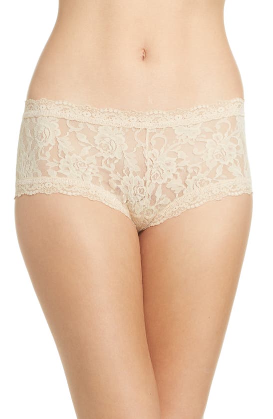 Hanky Panky Signature Lace Boy Shorts In Sand