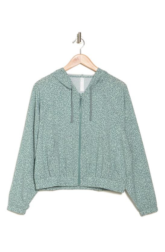 Z By Zella Interval Crop Zip-up Jacket In Green Glimmer Simple Camo