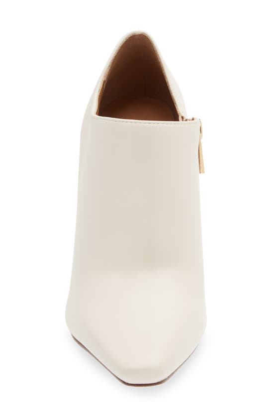 Jessica Simpson Carolie Bootie In Chalk