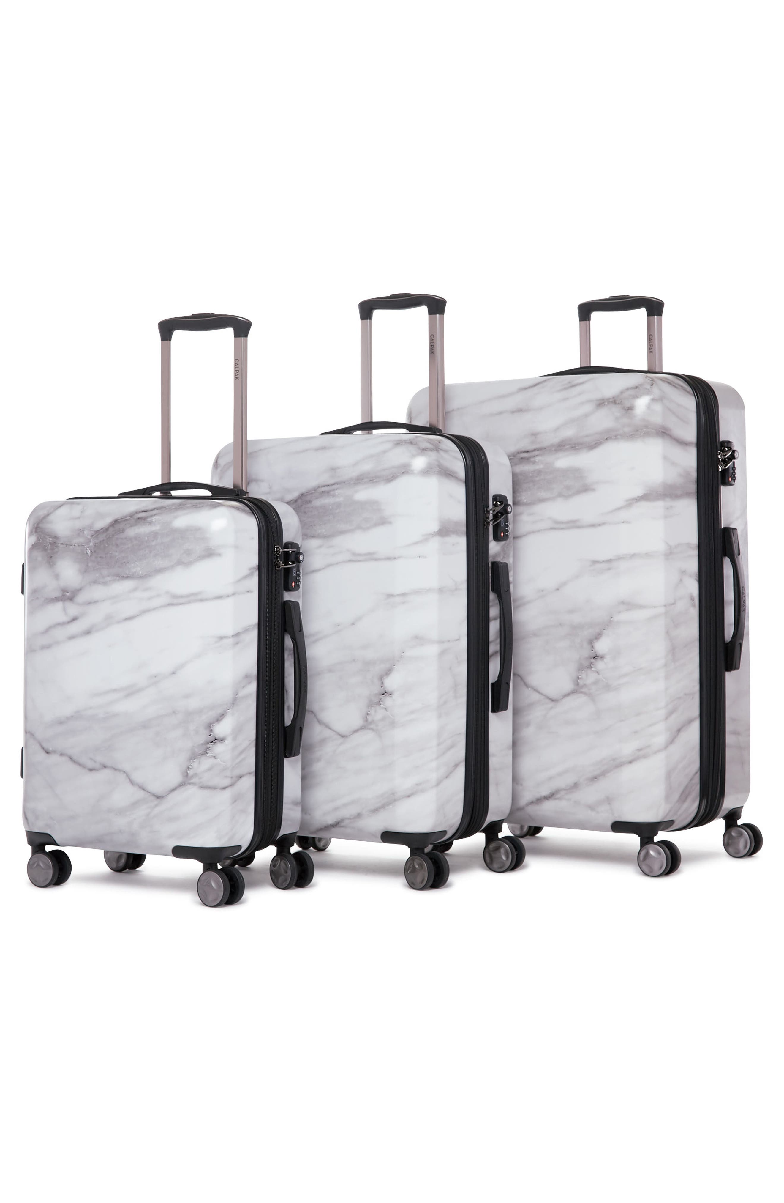 CALPAK Astyll 22-Inch Rolling Spinner 