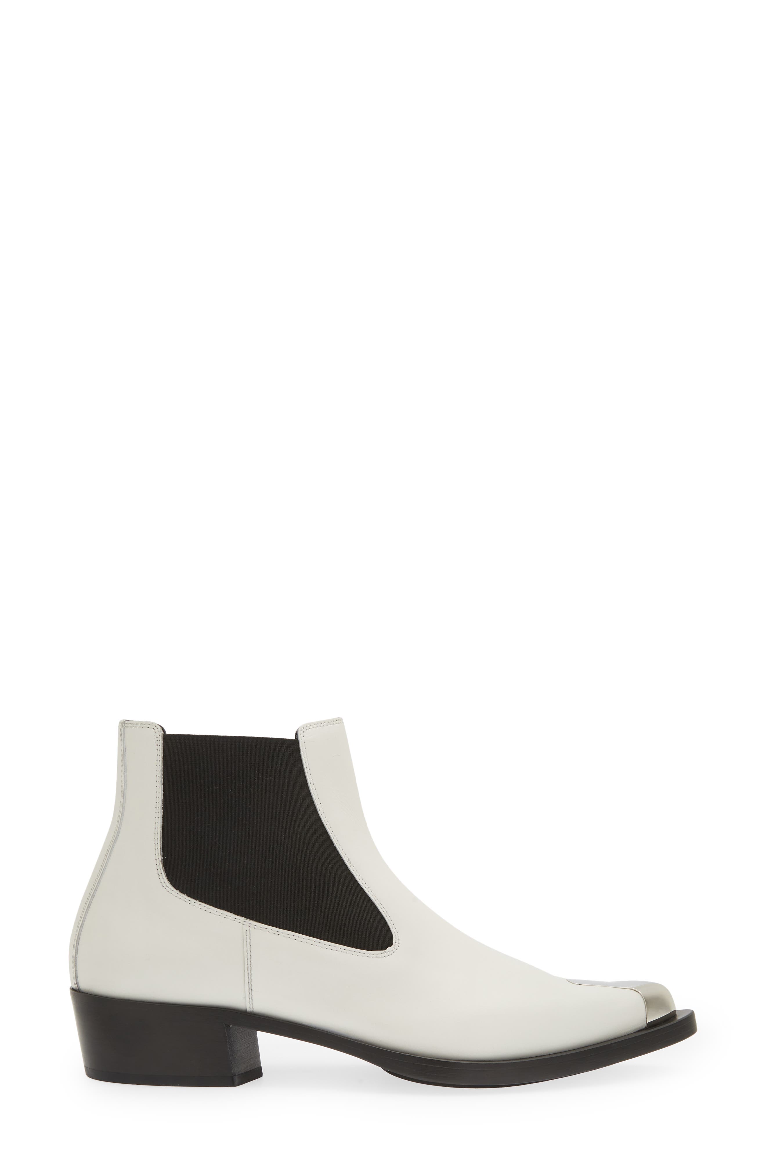 New Alexander McQueen White Leather Thread Chealsea Boot Size 42EU/9US Alexander McQueen White Leather Tread Slick Boots Size 41 EU main image 3