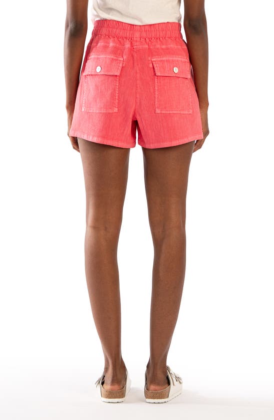 Shop Kut From The Kloth Elastic Waist Shorts In Punch