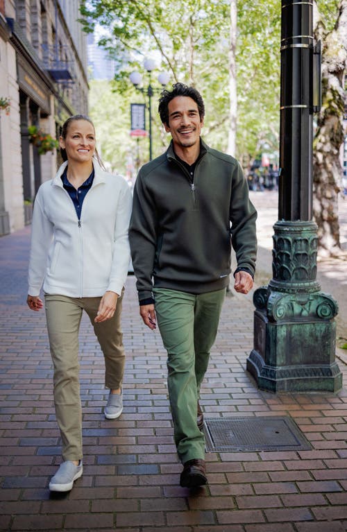 Cutter & Buck Roam Quarter Zip Pullover In Poplar