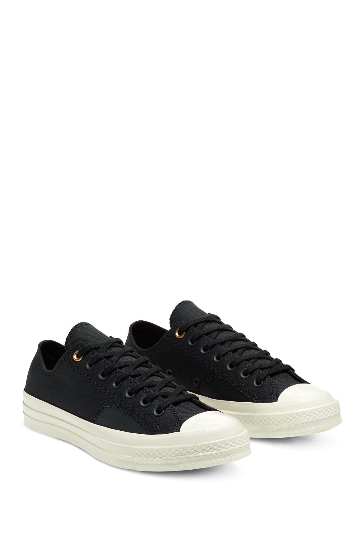 chuck taylor nordstrom rack