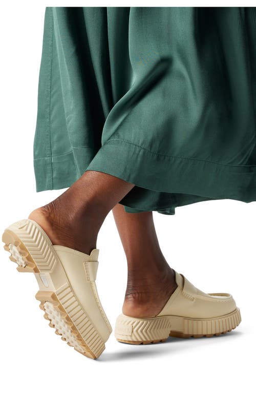 Sorel Ona Ave Penny Loafer Mule In Honey White/ Sea Salt