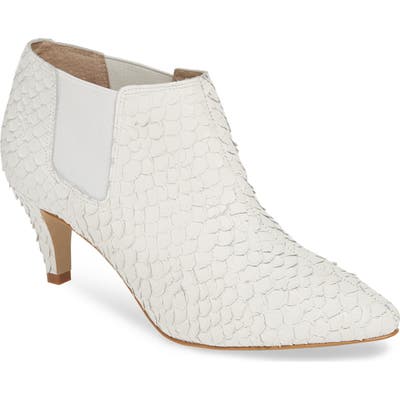 Matisse Brynn Bootie- White (Nordstrom Exclusive)