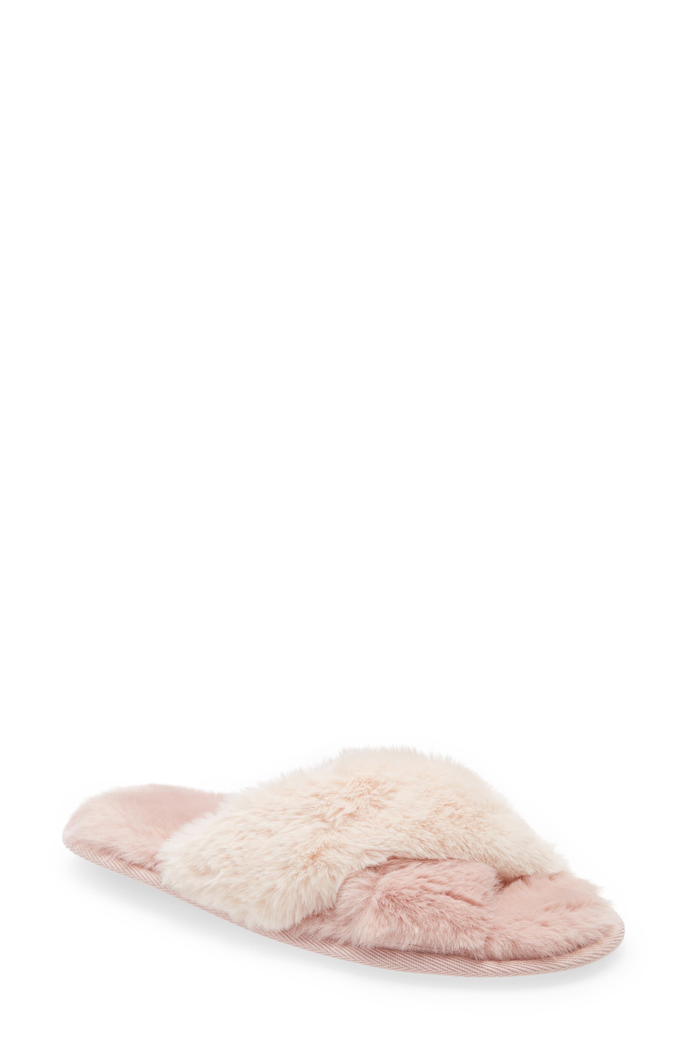 nordstrom rack fuzzy slippers