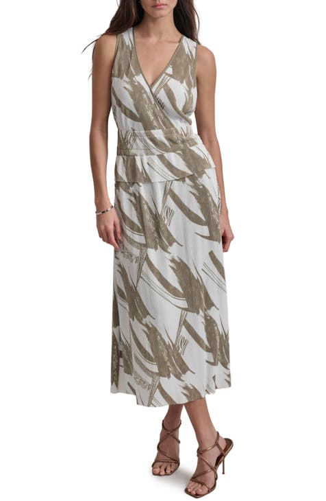 Plissé Sleeveless Maxi Dress