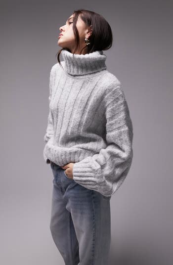 Ribbed Accent Turtleneck - Women - Ready-to-Wear