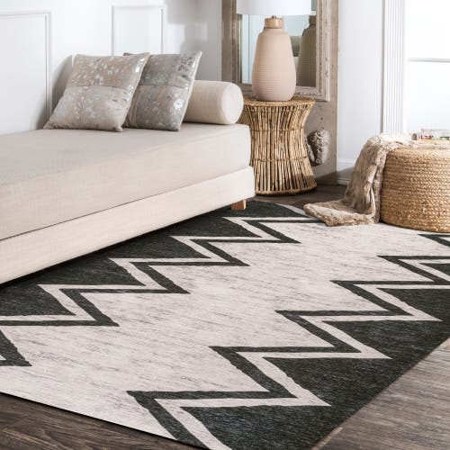 Jonathan Y Siksak Modern Chevron Border Machine-washable Area Rug In Ivory/navy