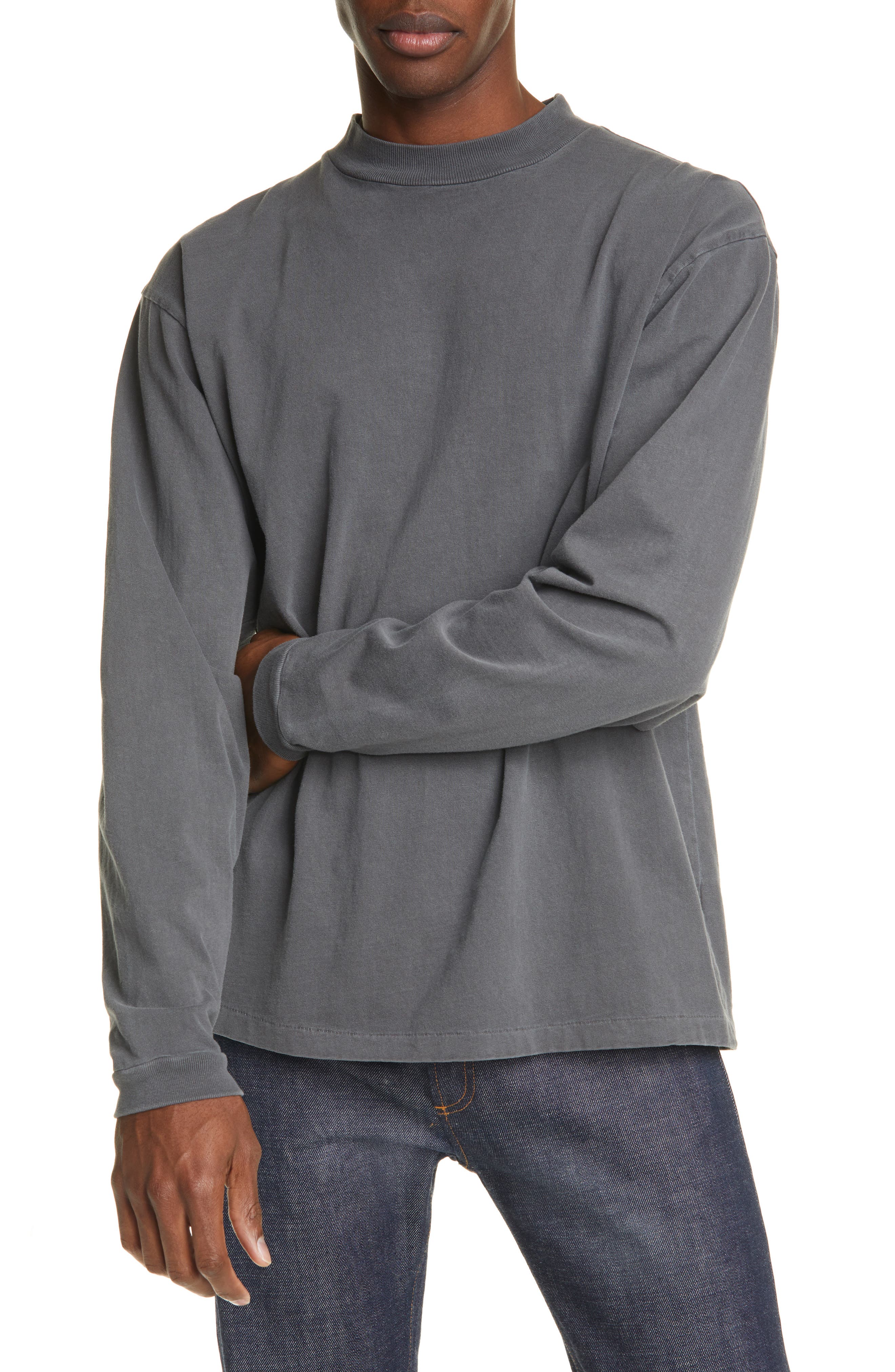 mock neck long sleeve tee