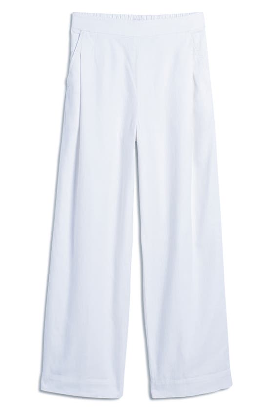 Shop Madewell Pull-on Straight Leg Crop Pants In Eyelet White