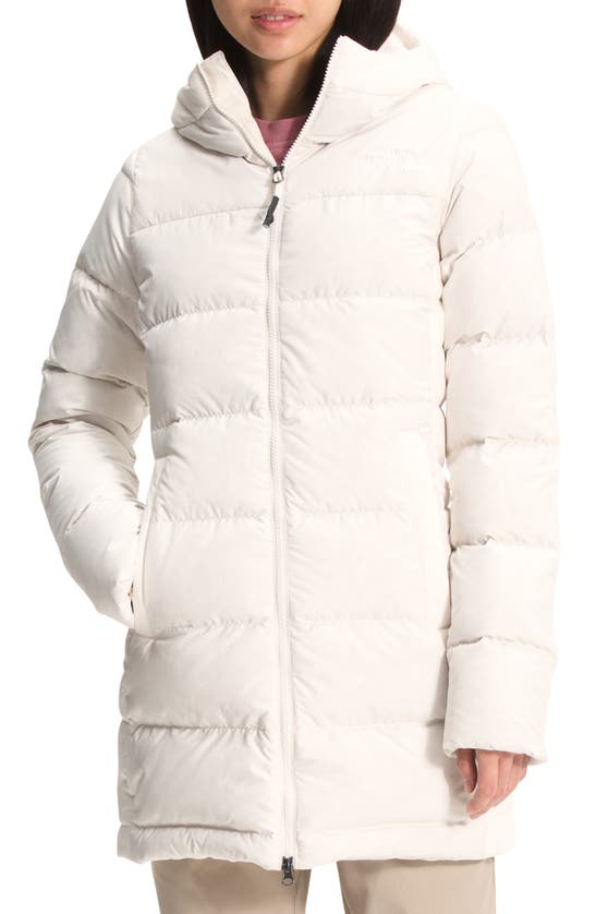 The North Face Gotham 550 Fill Power Down Hooded Parka In Gardenia White