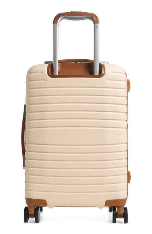 IT LUGGAGE IT LUGGAGE ENCOMPASS 21" EXPANDING HARDSIDE SPINNER CARRY-ON