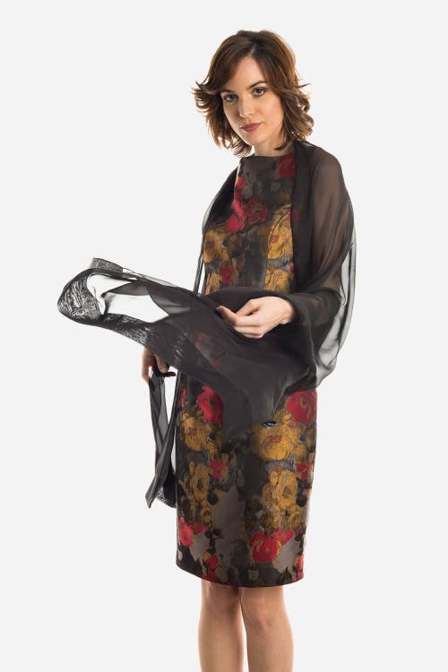 Elizabetta Carmen In Black