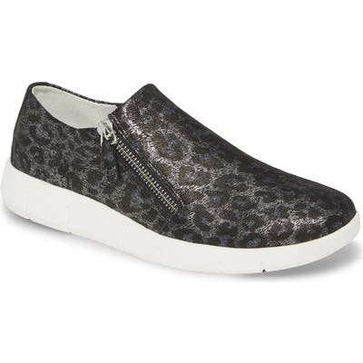 Johnston & Murphy Tracy Platform Sneaker- Black