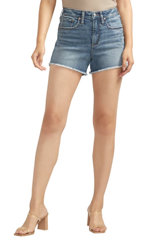 SILVER JEANS CO. SILVER JEANS CO. BEAU FRAY HEM DENIM SHORTS 