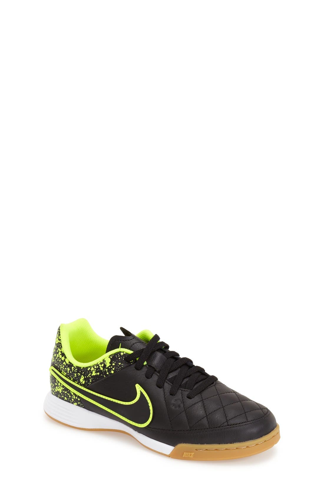 nike youth tiempo indoor soccer shoes