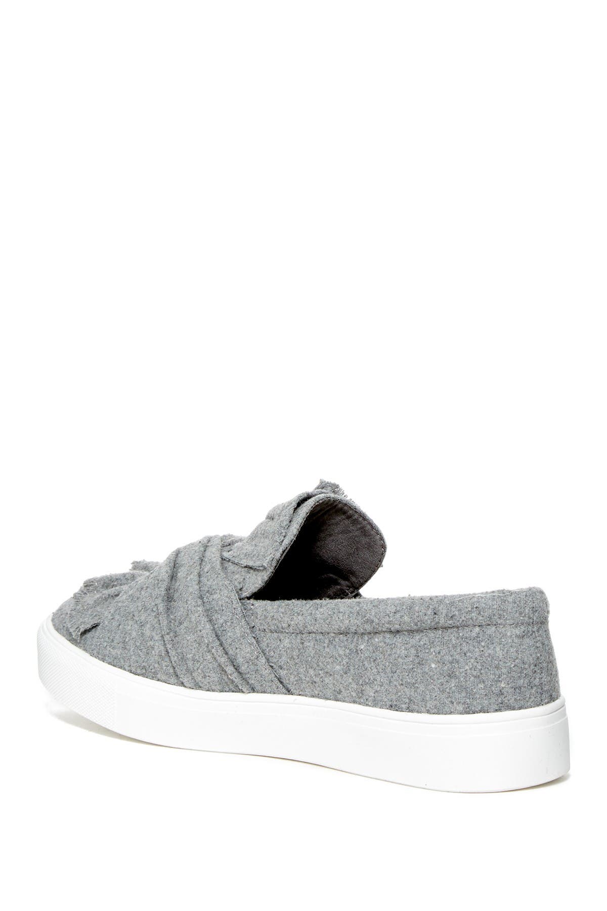mia zoe sneaker