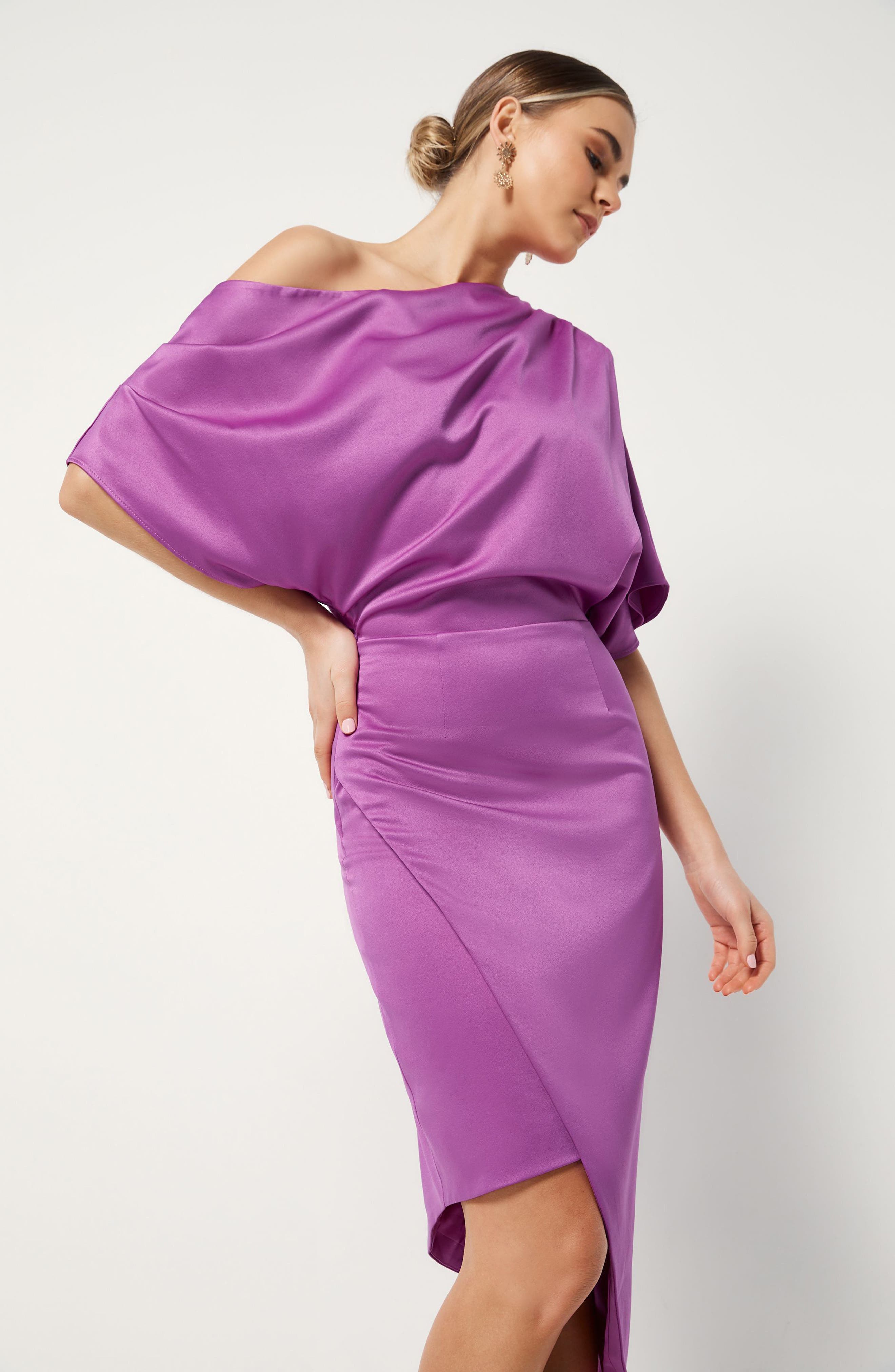 elliatt carson one shoulder dress Elliatt Carson One-Shoulder Satin Dress In Black - 60% Off