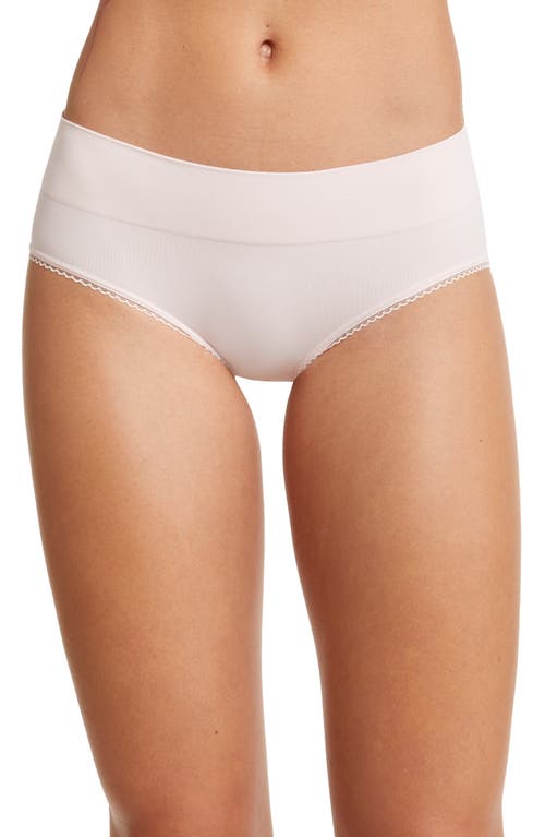 Wacoal Feeling Flexible Hipster Briefs in Crystal Pink