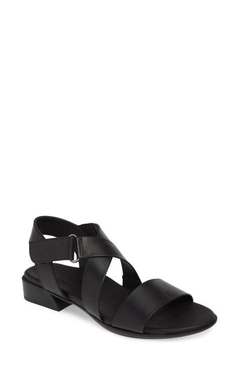 Women's Flat Sandals | Nordstrom Rack