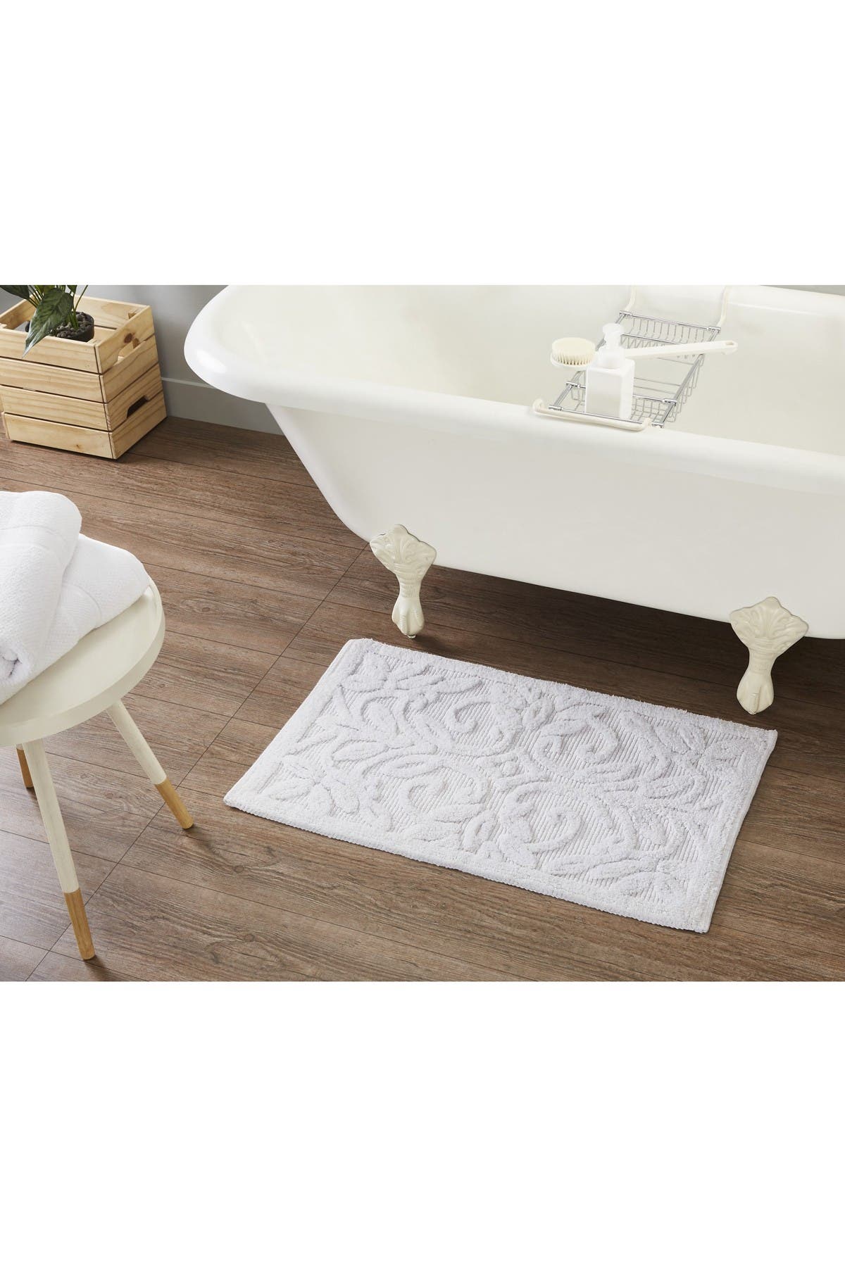 Tahari Arthur 20 X 30 Bath Rug White Nordstromrack   75f88d2c 6c62 4b00 945e E33115181c70 