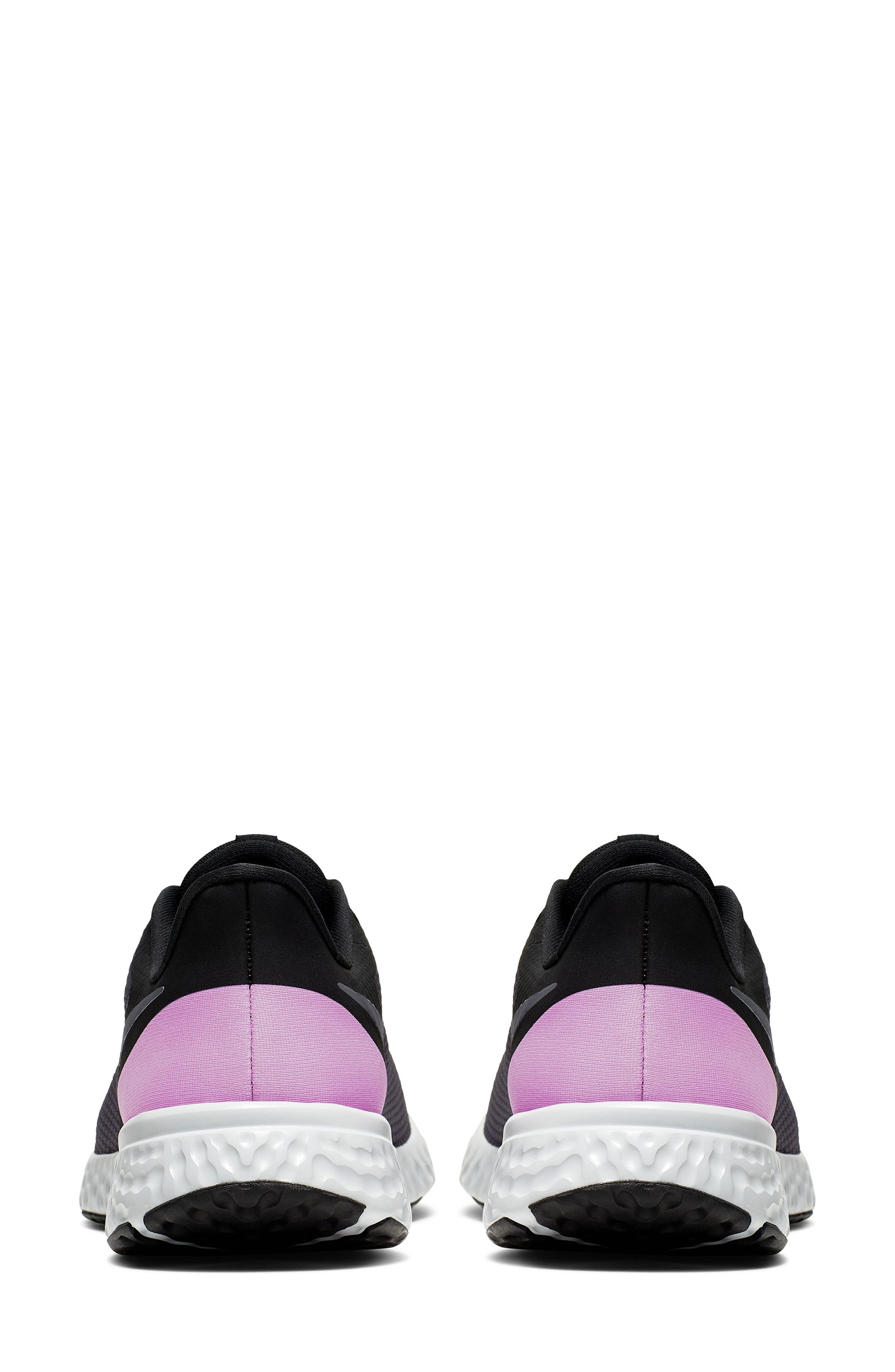 nike revolution 3 nordstrom rack