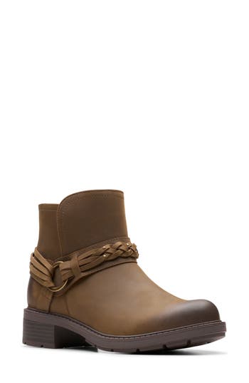 Clarks Hearth Kaylie Leather Bootie In Multi