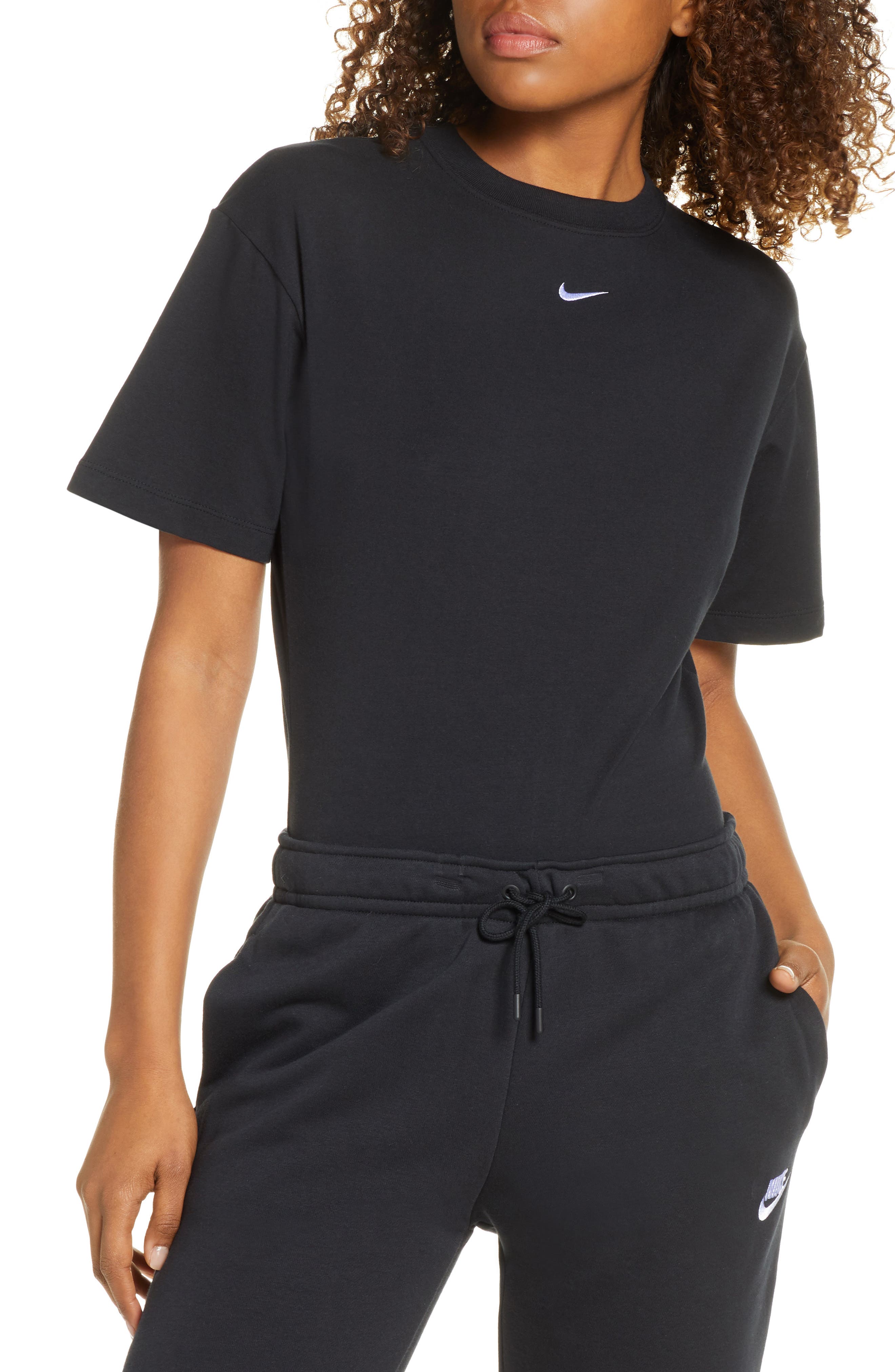 Nike Sportswear Essential Short Sleeve 