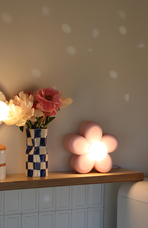 Sofiest Designs Daisy Lamp In Bubblegum Pink