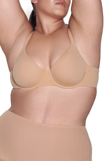 SKIMS on X: The Fits Everybody Unlined Underwire Bra — providing the  perfect amount of support and coverage while feeling light and buttery soft  against skin. Shop now in 13 colors and