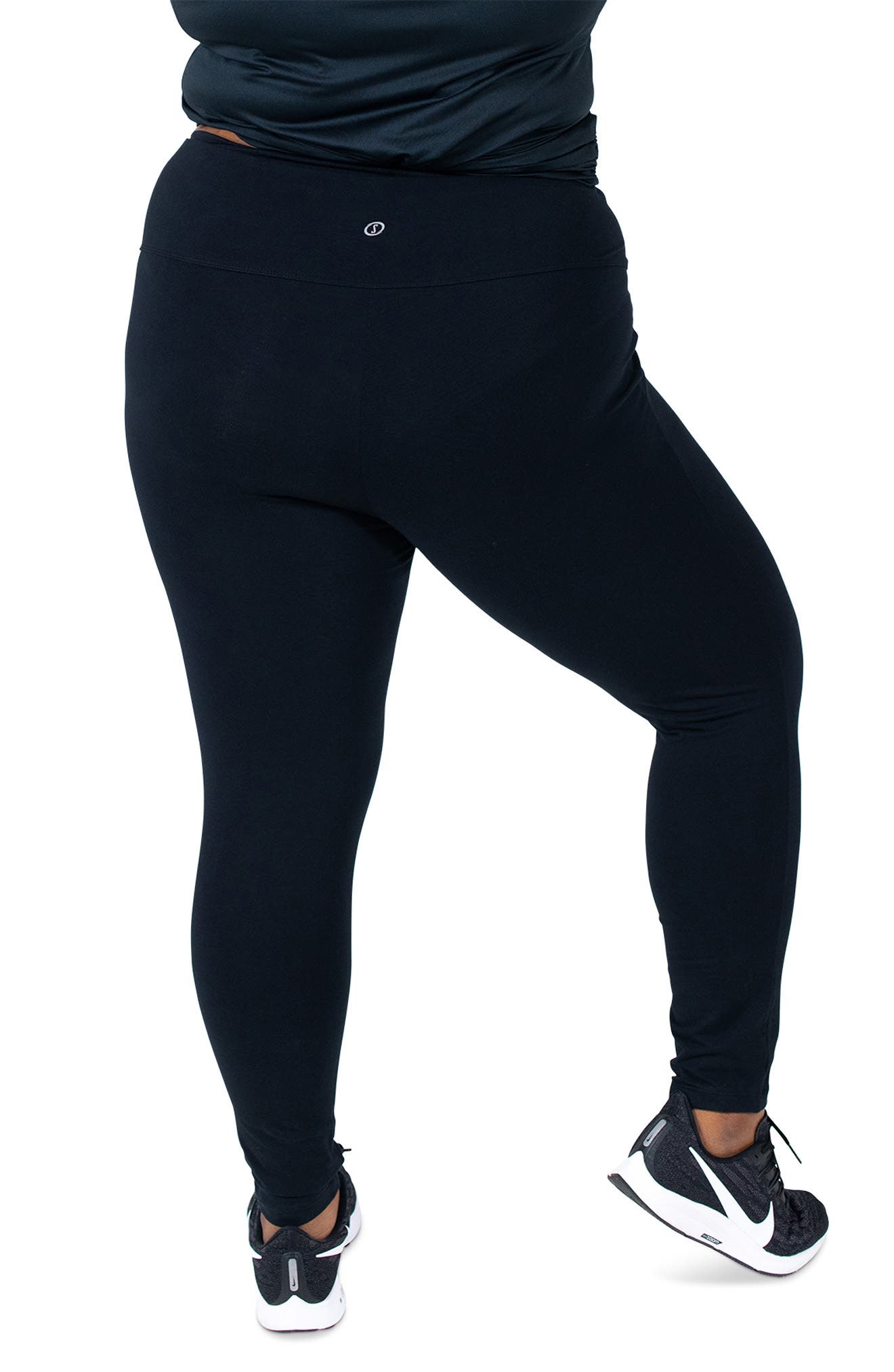 spalding workout capris