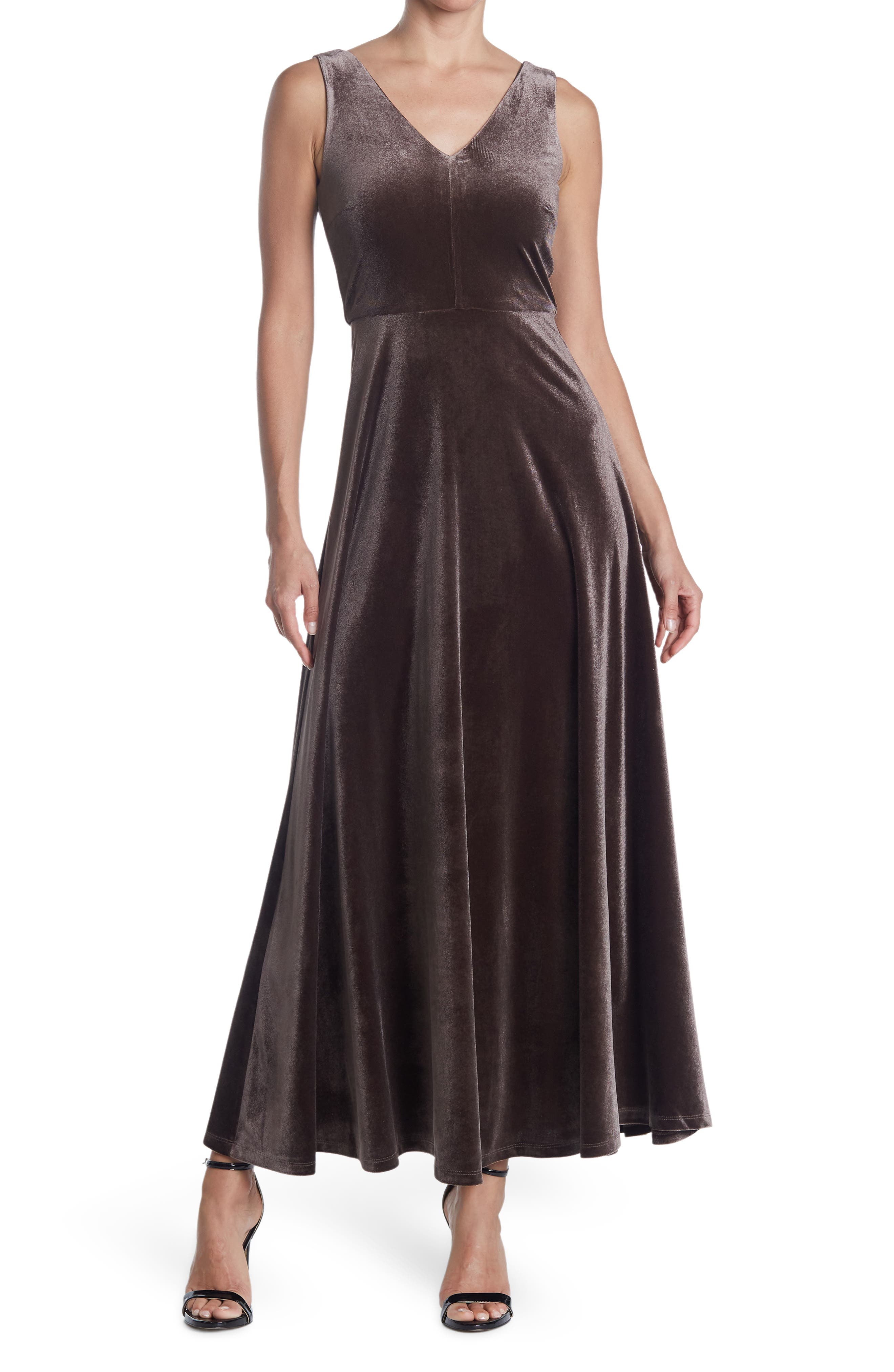 Love By Design V-neck Velvet Maxi Dress 