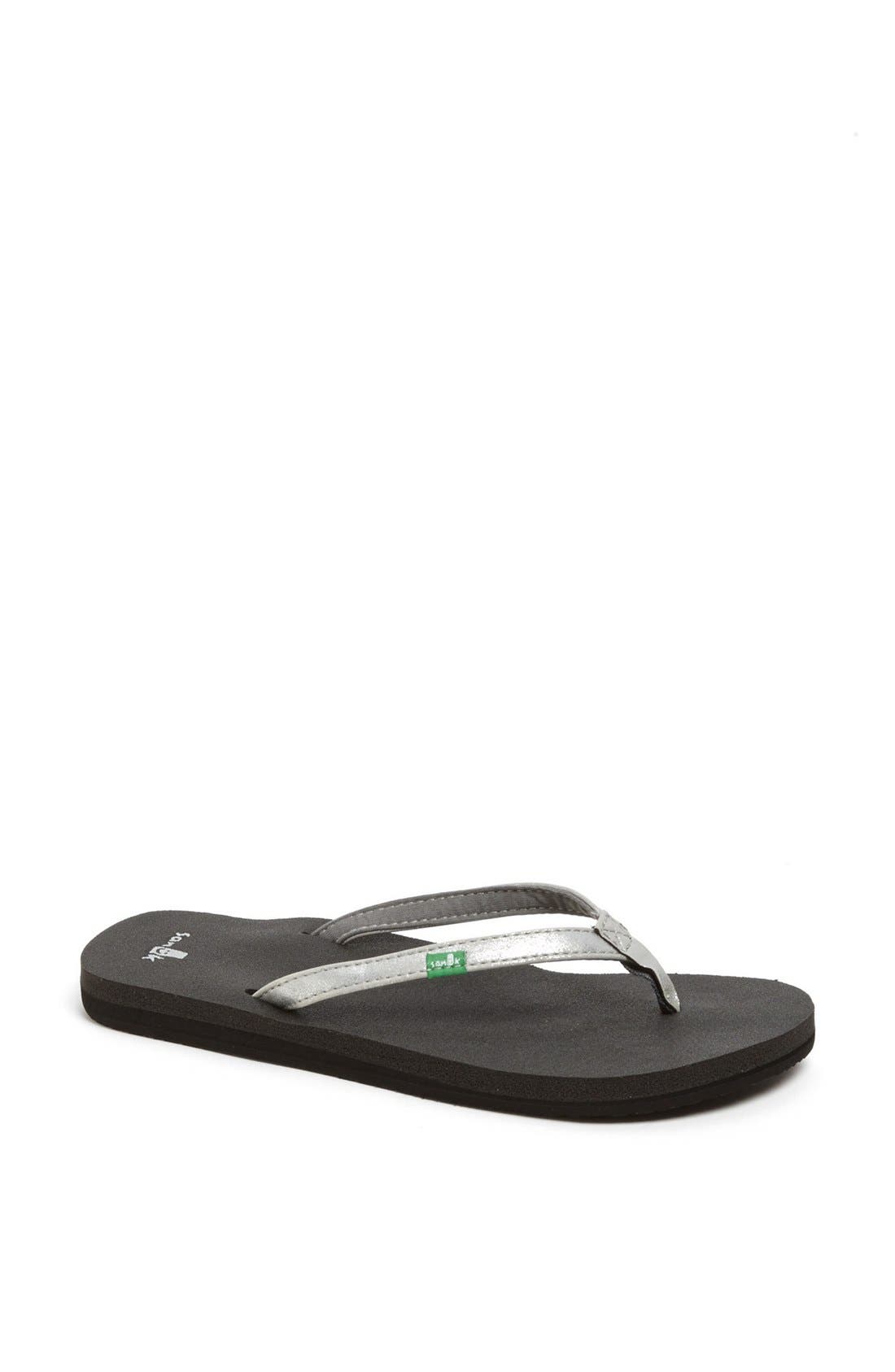 sanuk yoga joy metallic flip flop