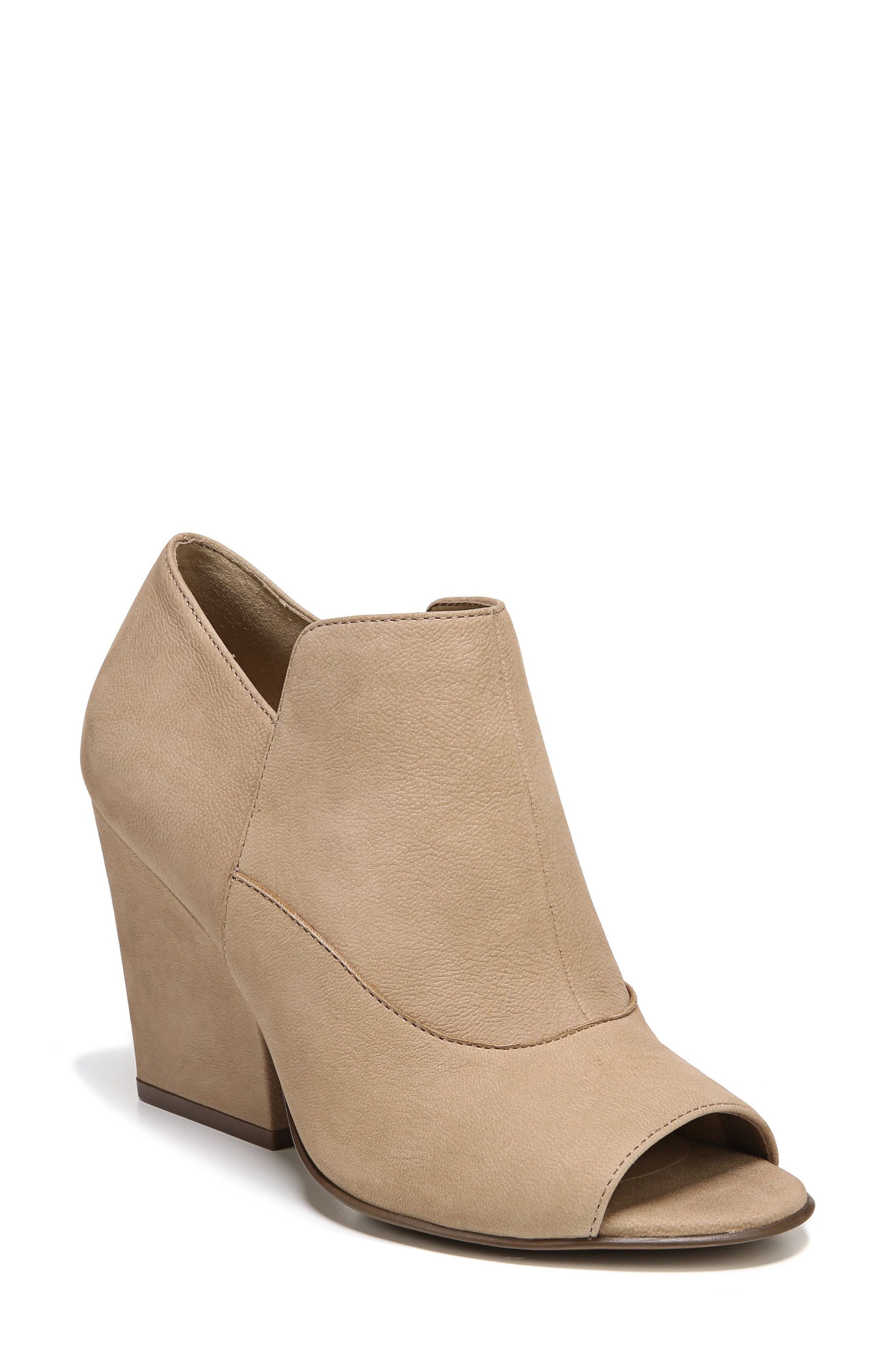 naturalizer peep toe booties