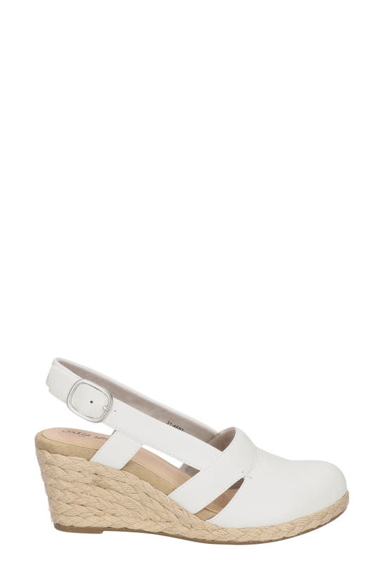 Easy Street Stargaze Womens Faux Leather Closed Toe Wedge Sandals In White