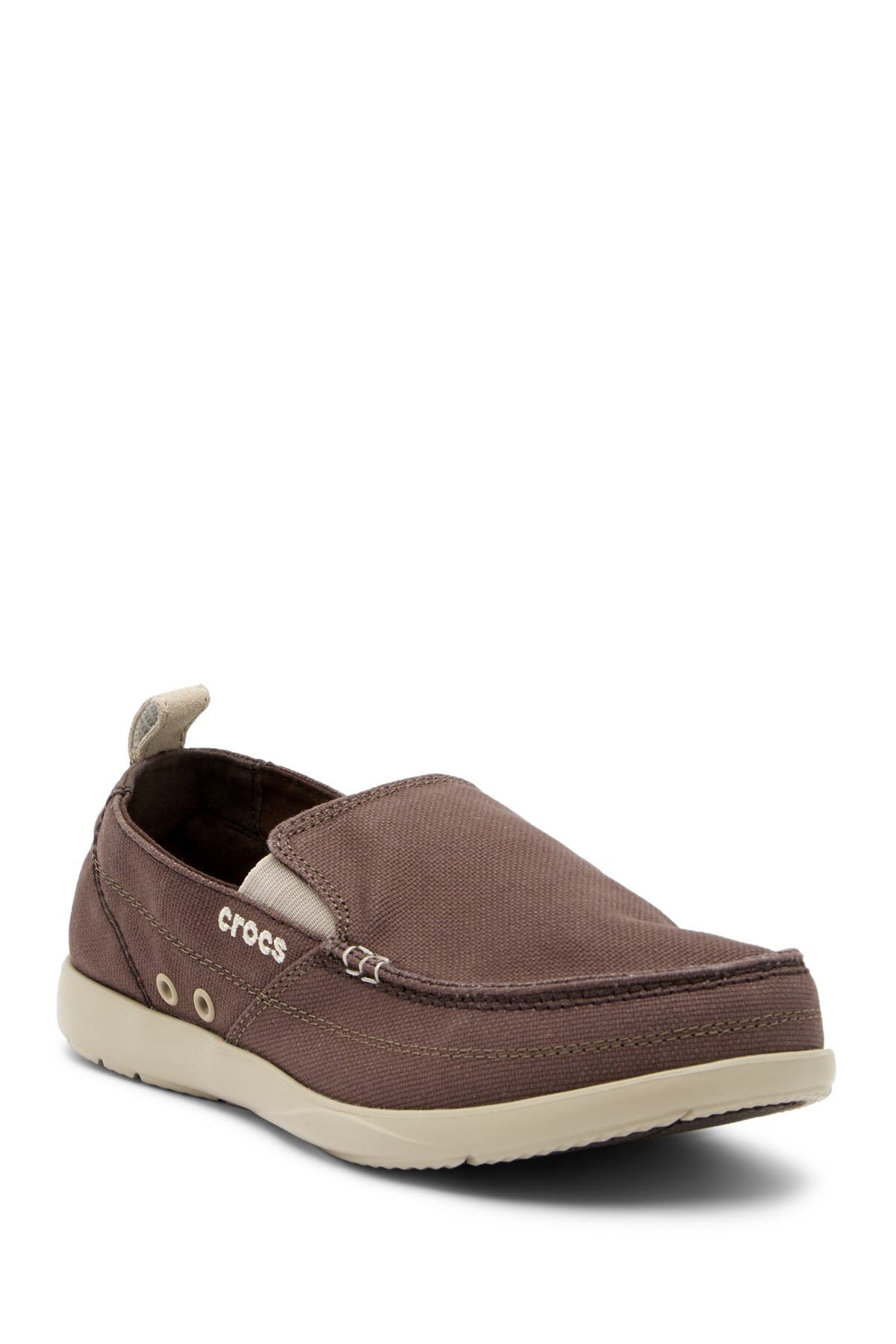 crocs walu slip on