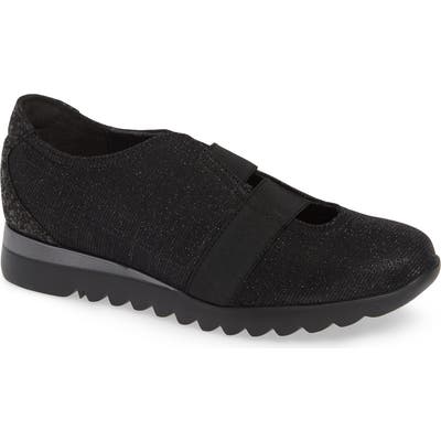 Munro Alta Slip-On Sneaker- Black