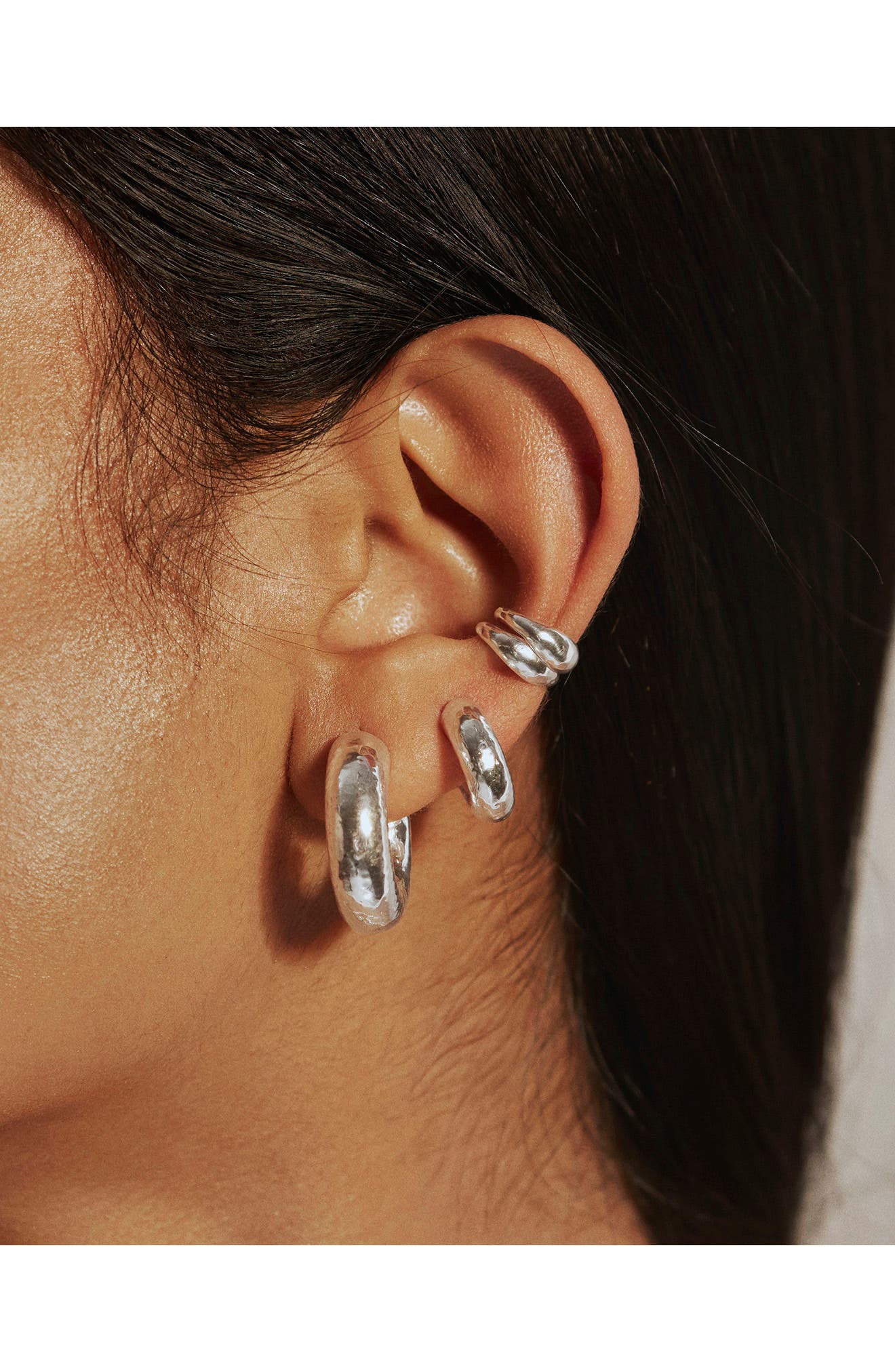 siren muse small hoop earrings