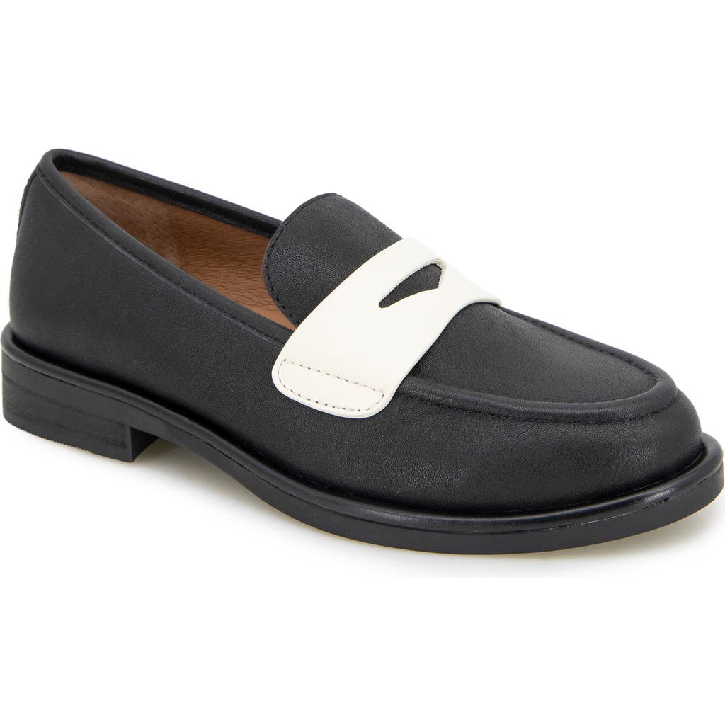 GENTLE SOULS BY KENNETH COLE GENTLE SOULS CYBIL LOAFER