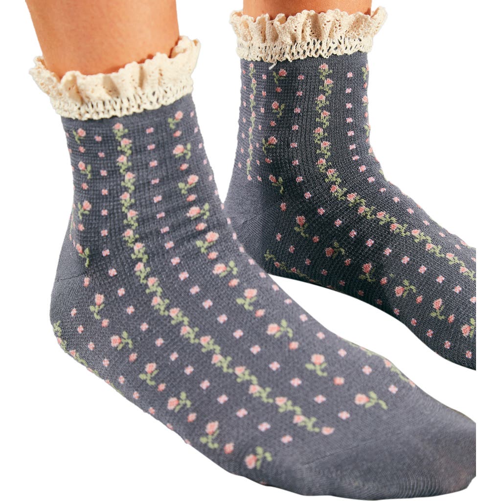 Free People Rosebud Waffle Knit Ankle Socks In Charcoal