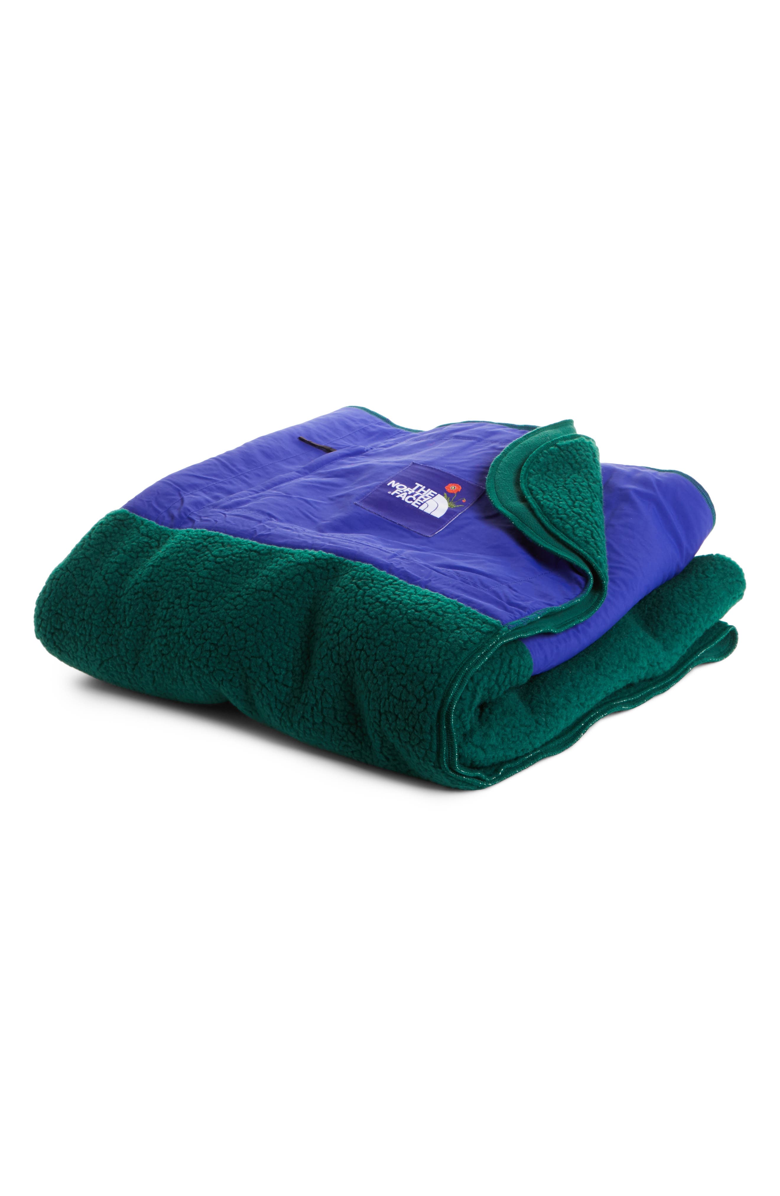 north face thermoball blanket