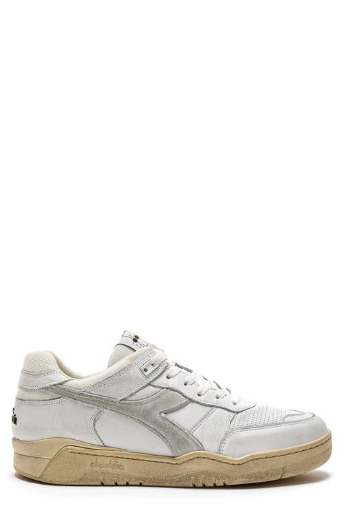 Diadora B. 560 Used Sneaker In White