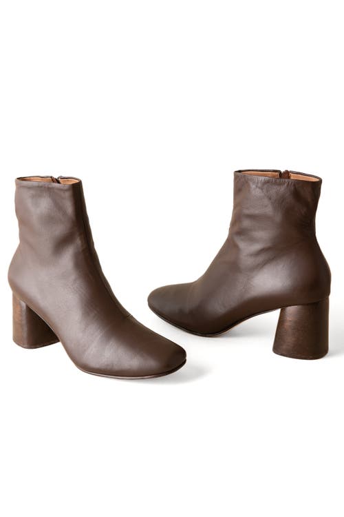 Shop Huma Blanco Harlow Boot In Chocolate