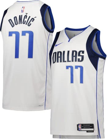 Nike Short Sleeve T-Shirt - Dallas Mavericks Luka Doncic- Basketball Store